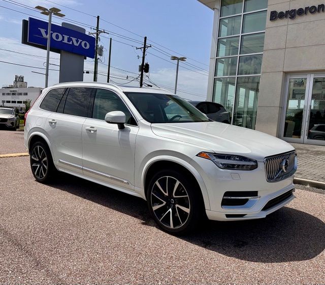 2021 Volvo XC90 Recharge Plug-In Hybrid