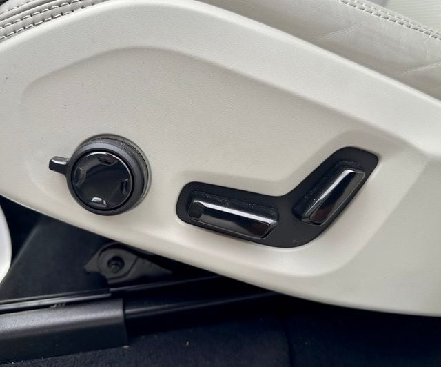 2026 Volvo XC60 Ultra - Photo 21