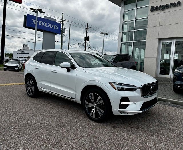 2023 Volvo XC60 B5 Plus Bright Theme FWD's photo