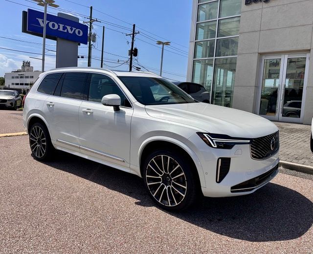 2026 Volvo XC90 B6 Plus Bright 7-Seater 4WD's photo