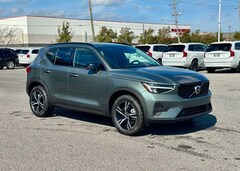 2026 Volvo XC40 B4 Core FWD SUV