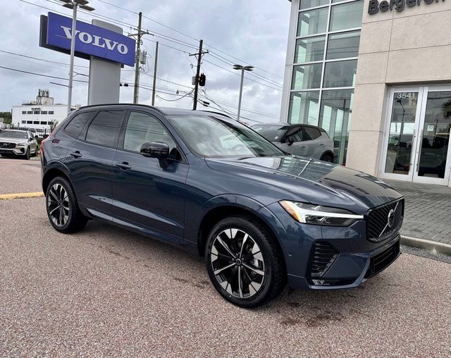 2026 Volvo XC60 B5 Plus Dark AWD's photo