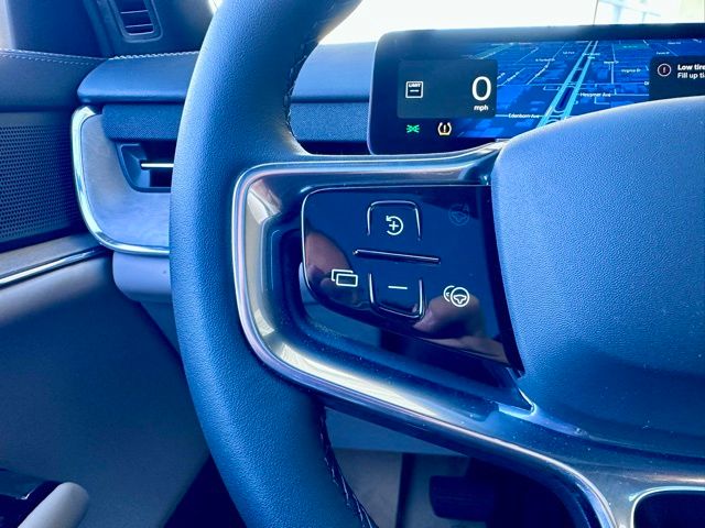 2025 Volvo EX90 Plus - Photo 27