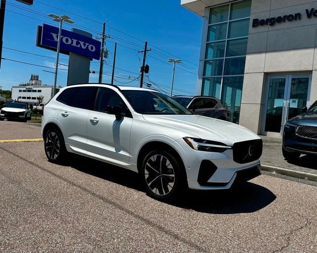 2026 Volvo XC60 T8 Ultra Dark AWD's photo