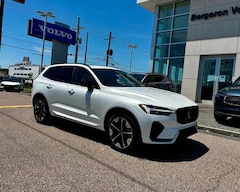 2026 Volvo XC60 plug-in hybrid T8 Ultra eAWD SUV