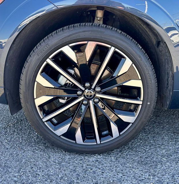 2026 Volvo XC60 Ultra - Photo 13