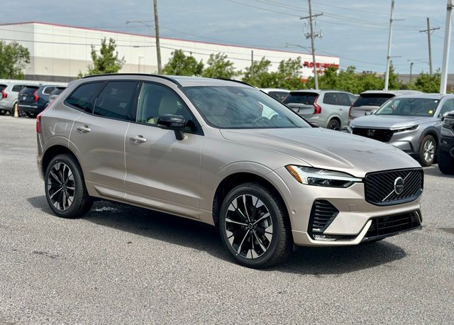 2026 Volvo XC60 B5 Plus Dark AWD's photo