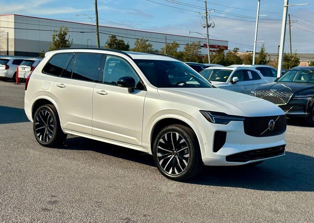 2026 Volvo XC90 B6 Ultra Dark 7-Seater 4WD's photo