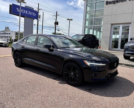 2024 Volvo S60 B5 Plus Black Edition Sedan
