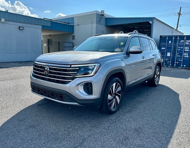 2024 Volkswagen Atlas SE Technology photo 3