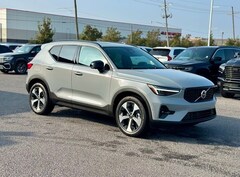 2026 Volvo XC40 B5 Plus AWD SUV