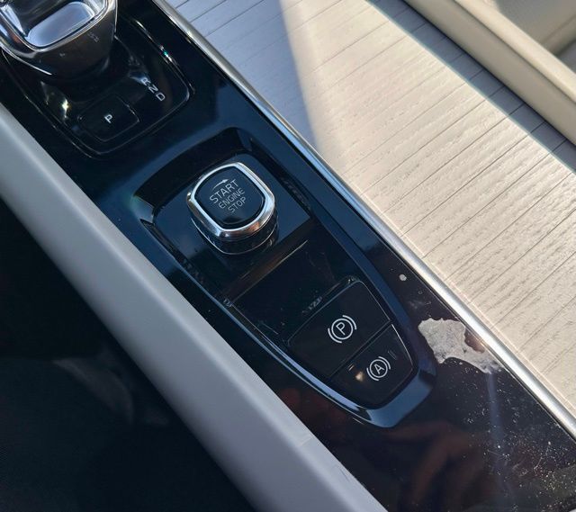 2026 Volvo XC60 Ultra - Photo 34