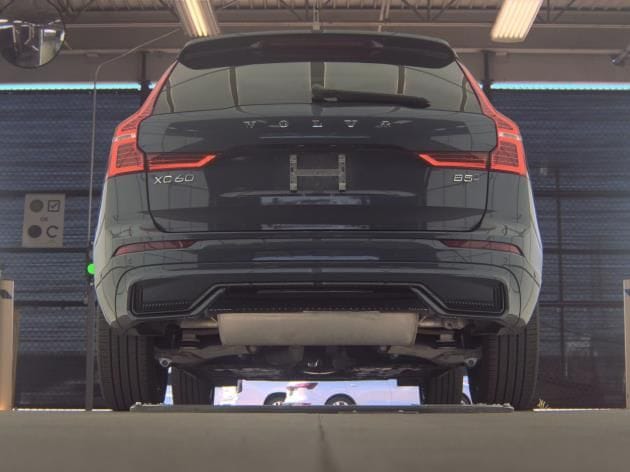 2025 Volvo XC60 B5 Plus Dark AWD's photo