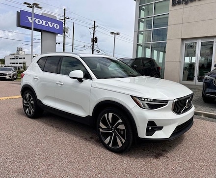 2023 Volvo XC40 B5 AWD Ultimate Bright SUV