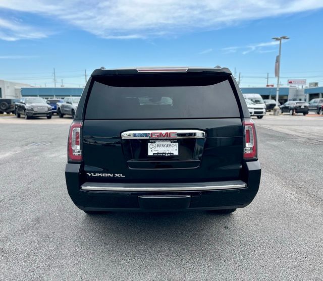 2020 Gmc Yukon XL Denali photo 4