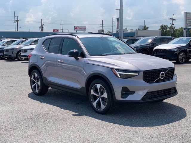 2026 Volvo XC40