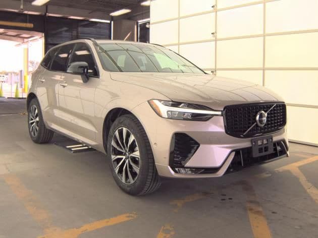 2025 Volvo XC60 B5 Plus Dark AWD's photo
