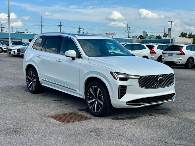 2025 Volvo XC90 B6 (2025.5) Core