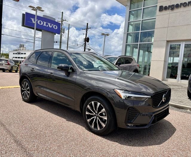 2025 Volvo XC60 B5 Plus Dark AWD's photo