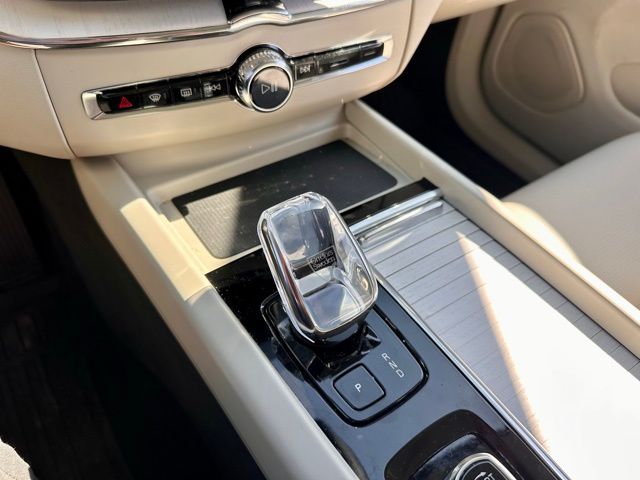 2026 Volvo XC60 Ultra - Photo 33