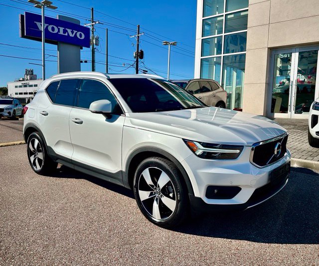 2021 Volvo XC40