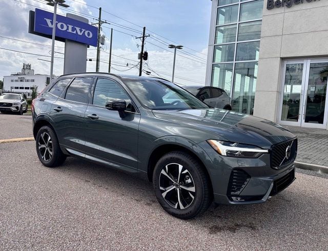 2026 Volvo XC60 B5 Core Dark AWD's photo