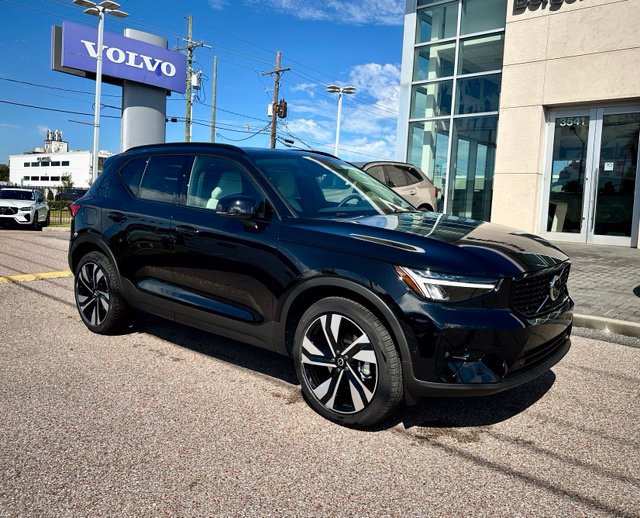 2026 Volvo XC40