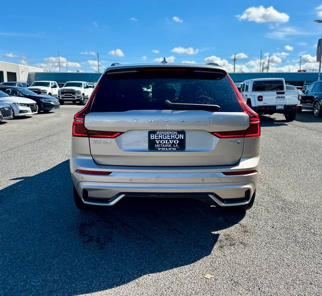2026 Volvo XC60 Plus - Photo 7