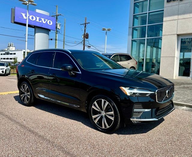 2022 Volvo XC60 B6 Inscription
