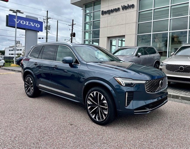 2026 Volvo XC90 Plus