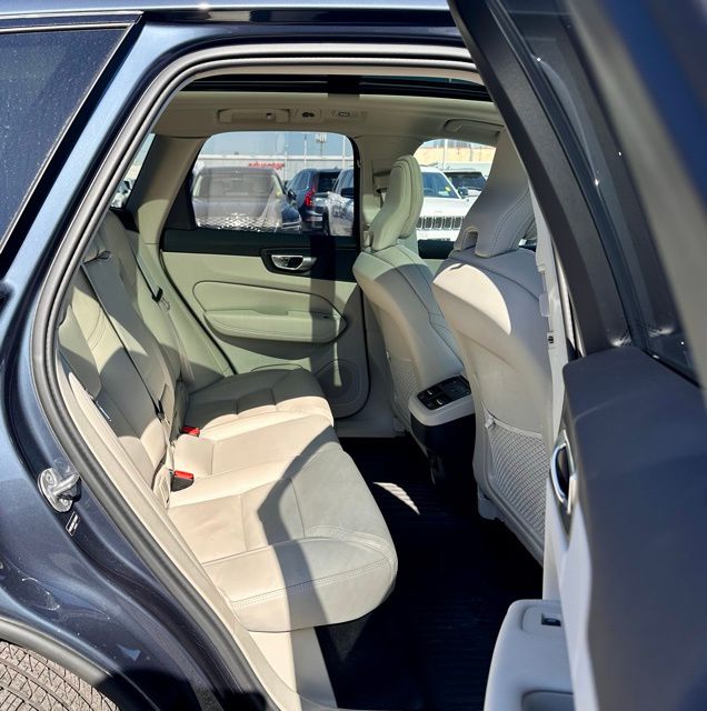 2026 Volvo XC60 Ultra - Photo 20