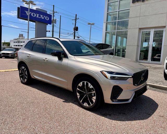2026 Volvo XC60 B5 Plus Dark AWD's photo