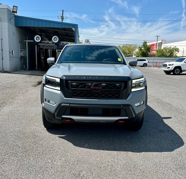 2024 Nissan Frontier PRO-X photo 2