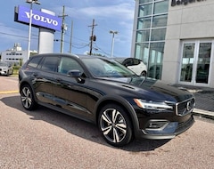 2026 Volvo V60 Cross Country B5 Plus AWD Wagon