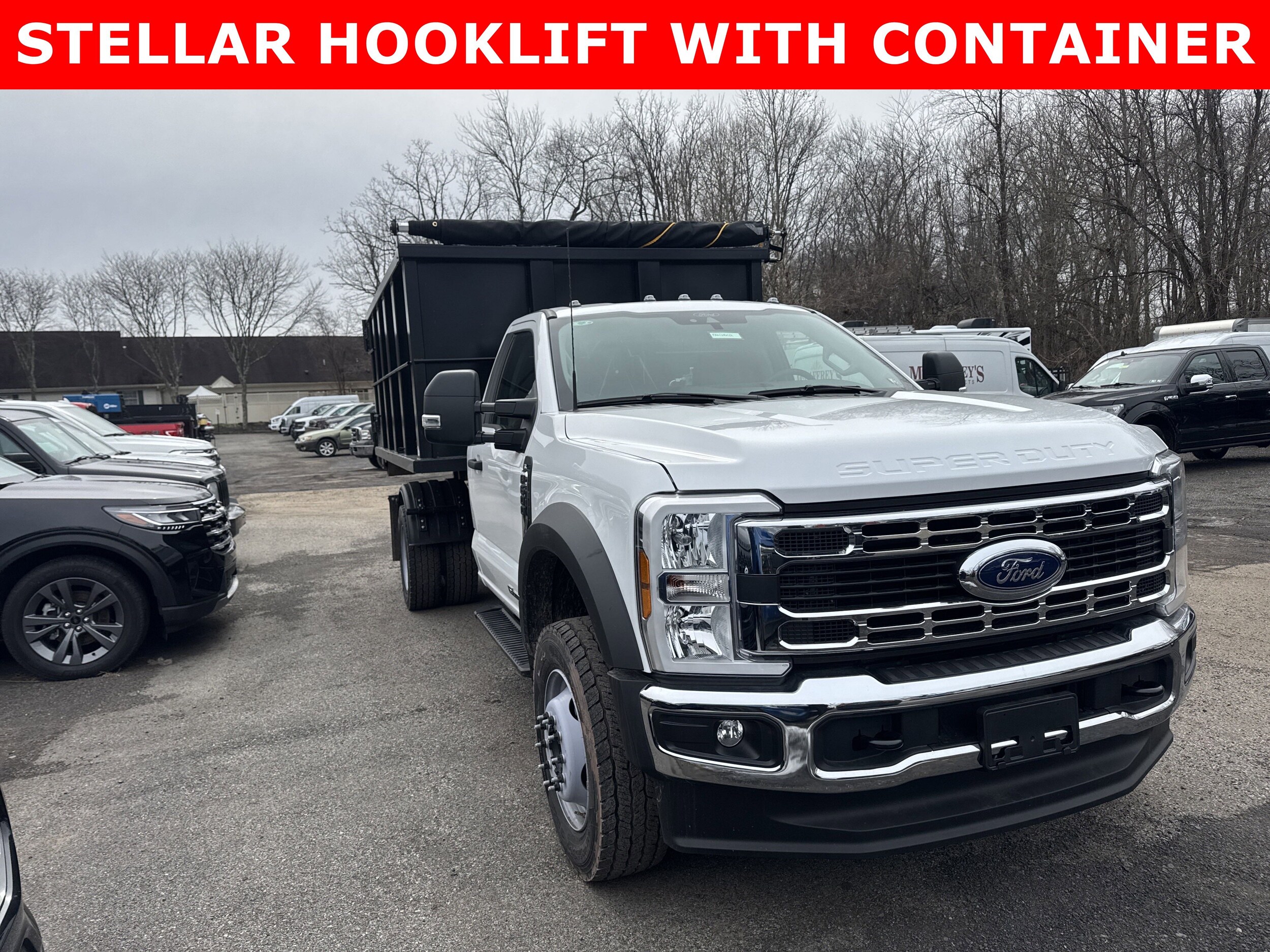 2024 Ford F-600 photo 3