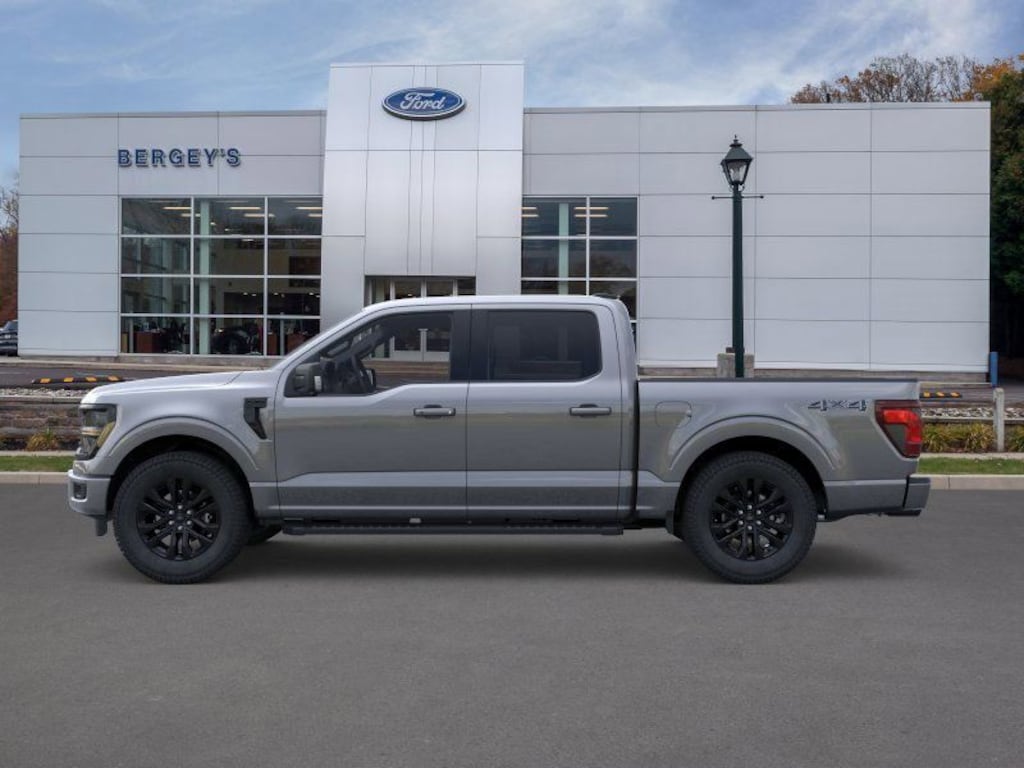 New 2026 Ford F-150 XLT 2.7L Black Appearance Pkg Truck