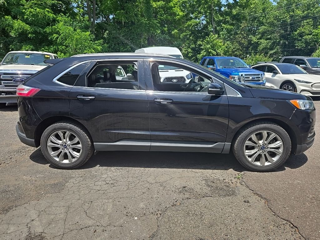 Certified 2019 Ford Edge Titanium SUV