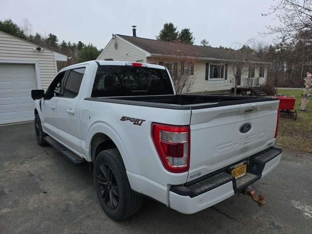 Used 2023 Ford F-150 Lariat Sport 3.5L with a Moonroof Truck