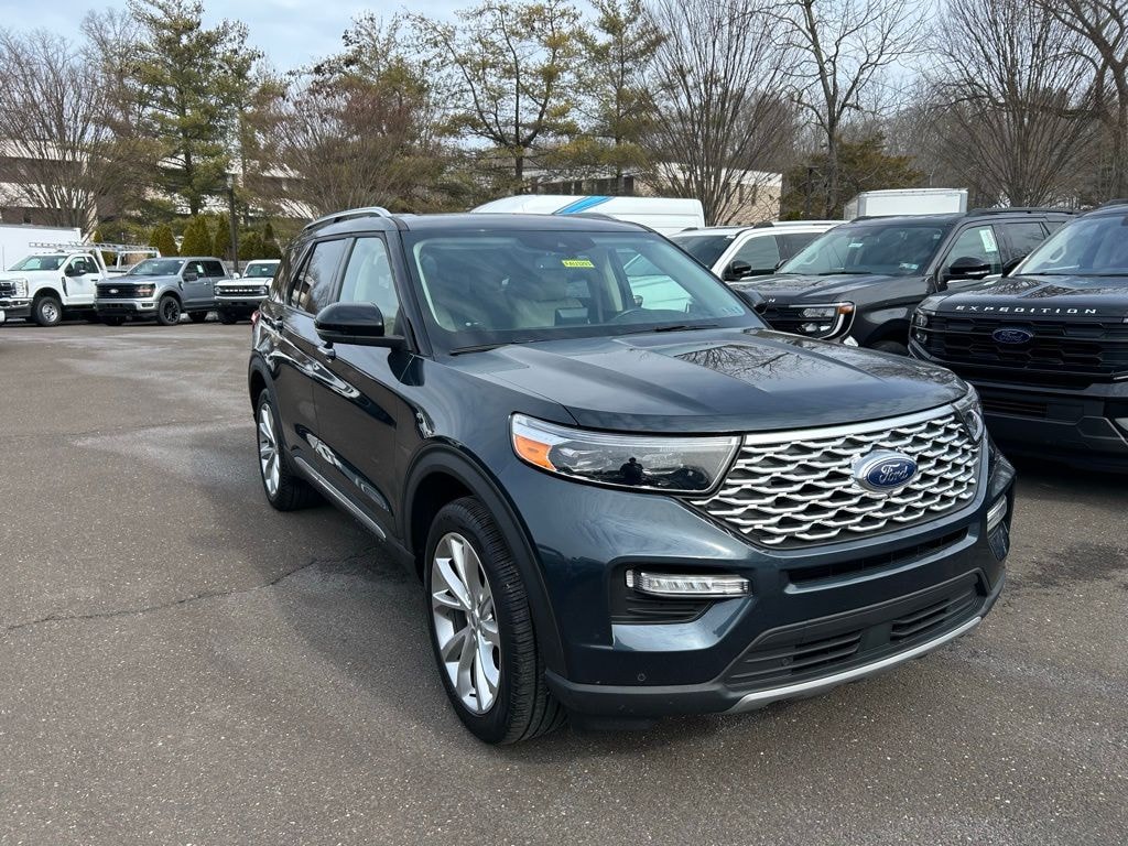 Certified 2022 Ford Explorer Platinum with Moonroof and Tech Package SUV