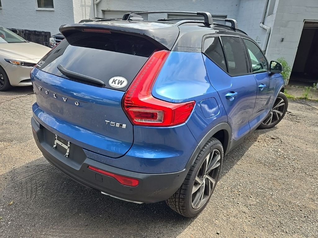 Used 2020 Volvo XC40 R-Design SUV