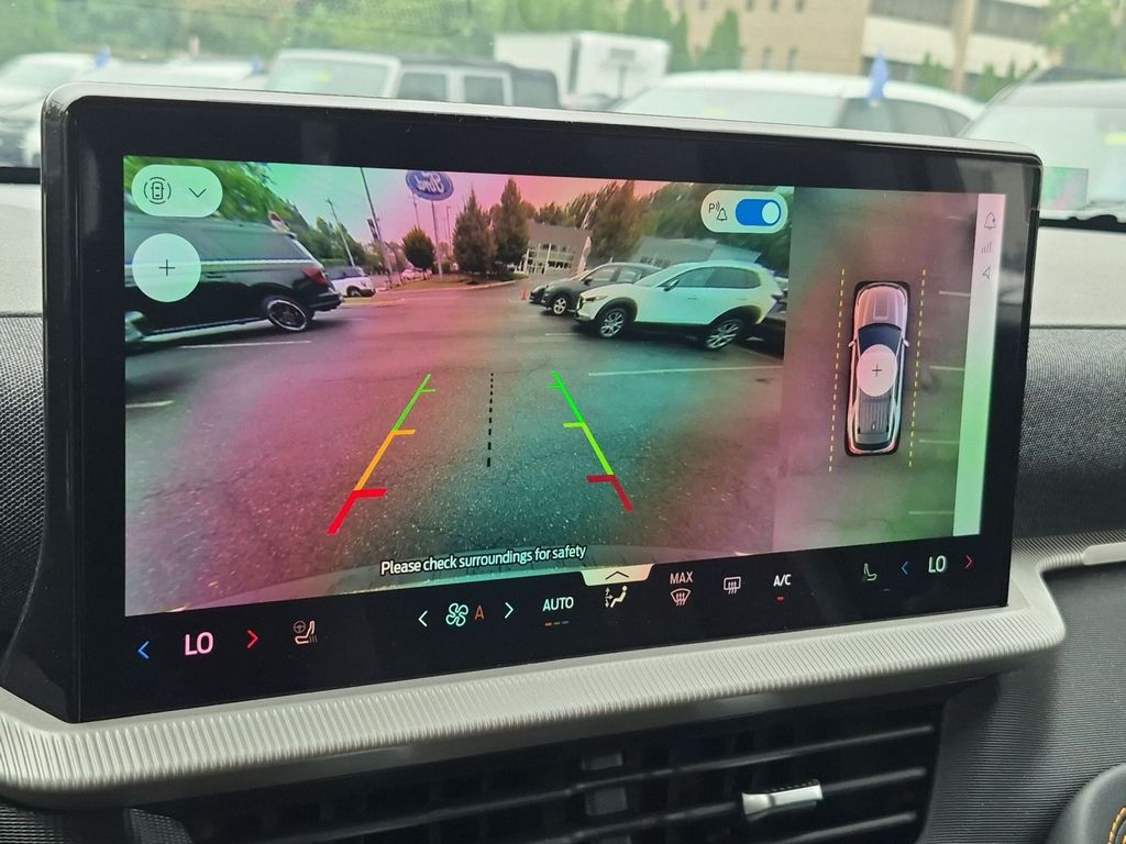 2026 Ford Explorer Tremor - Photo 17