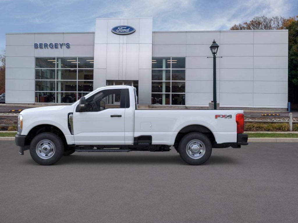 New 2026 Ford F-250SD XL FX4 6.8L V-8 Truck