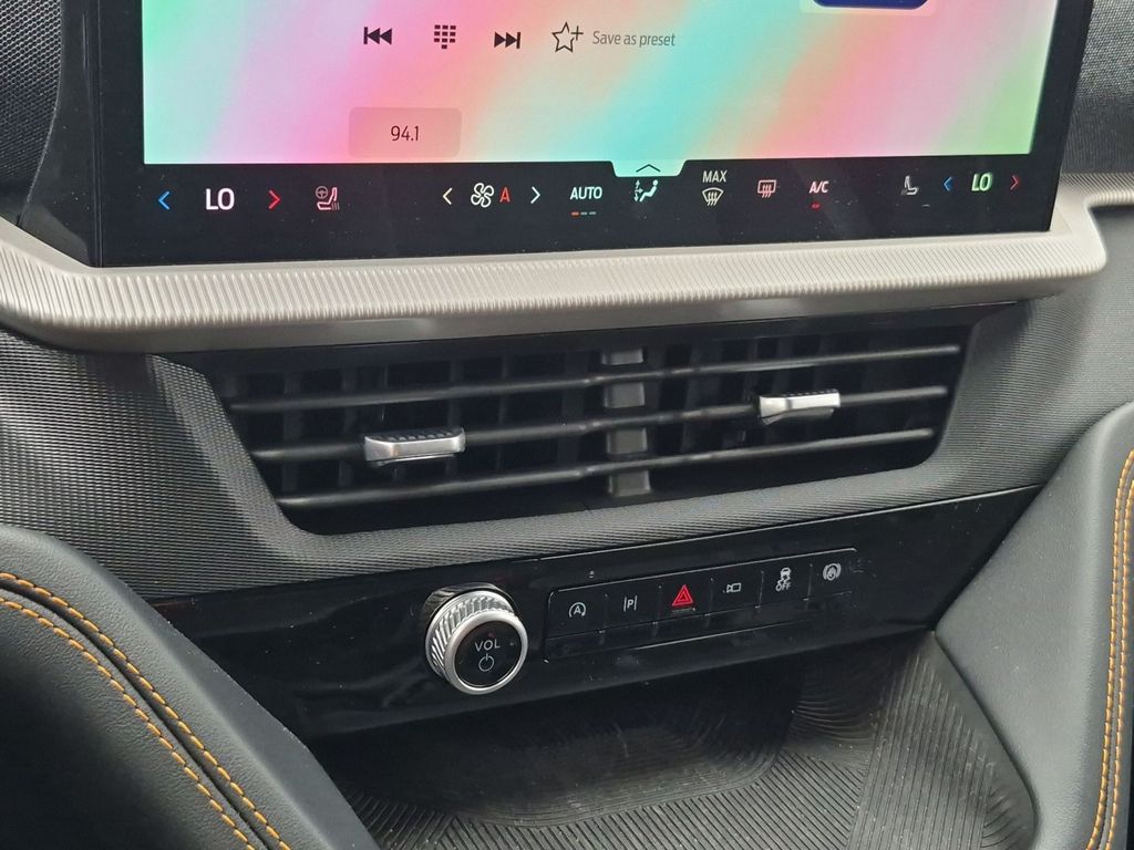 2026 Ford Explorer Tremor - Photo 18