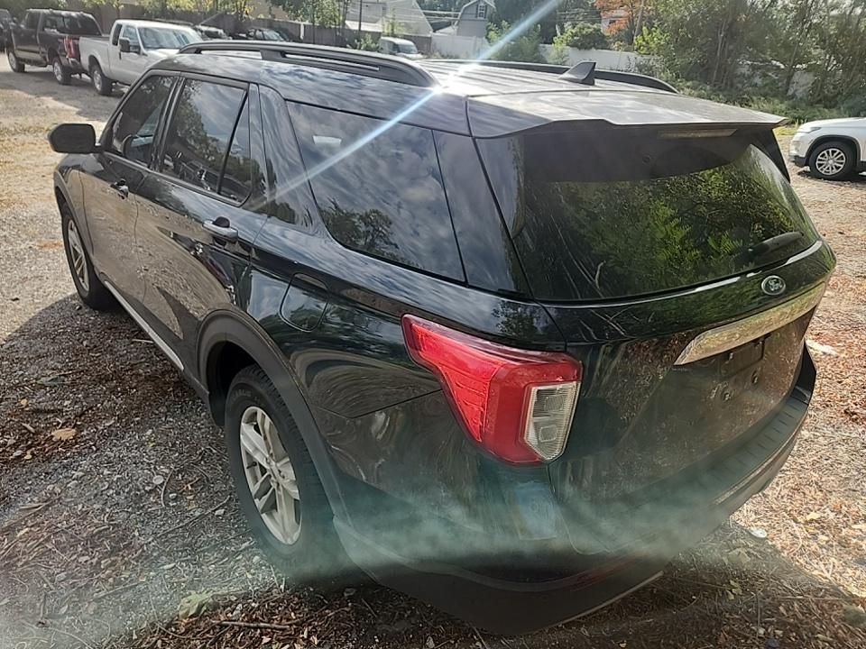 2022 Ford Explorer XLT photo 2