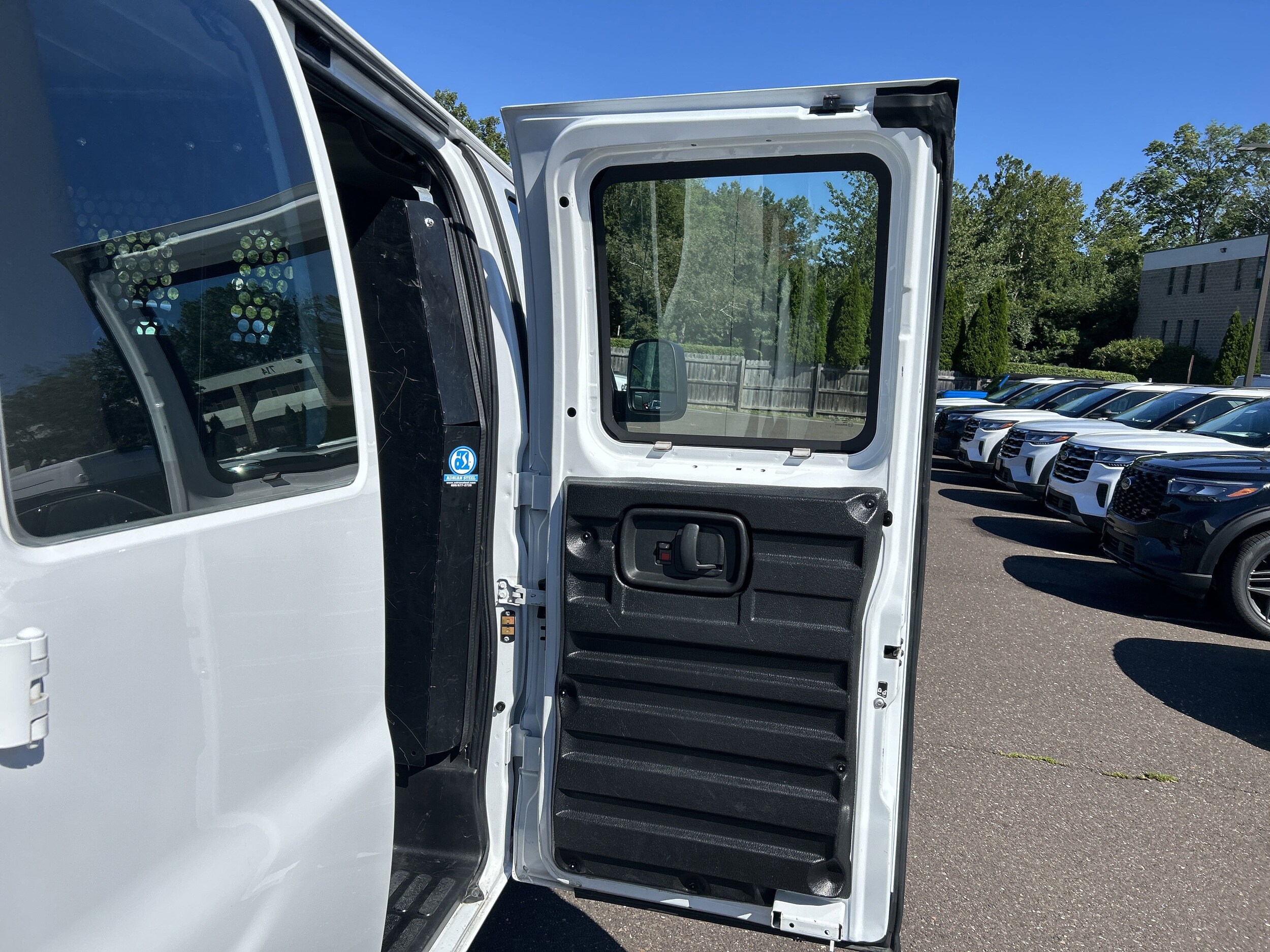 2022 Gmc Savana 2500 Cargo photo 4