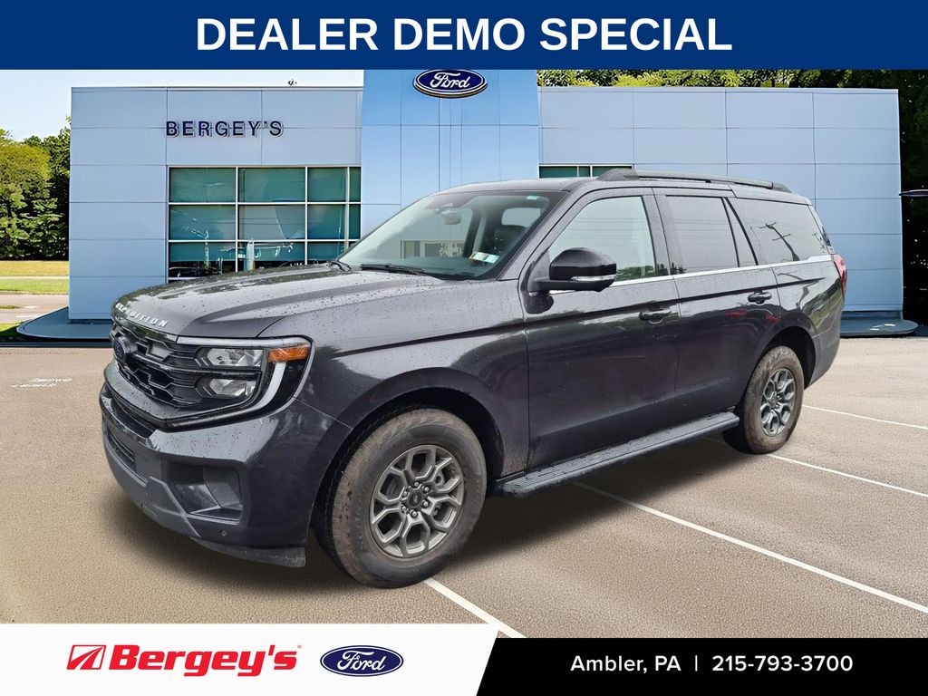 New 2026 Ford Expedition Active 200A AWD SUV