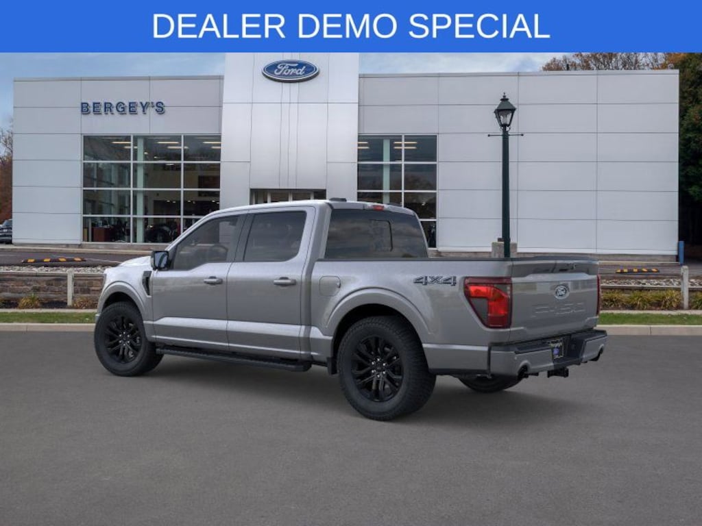 New 2026 Ford F-150 XLT 2.7L Black Appearance Pkg Truck