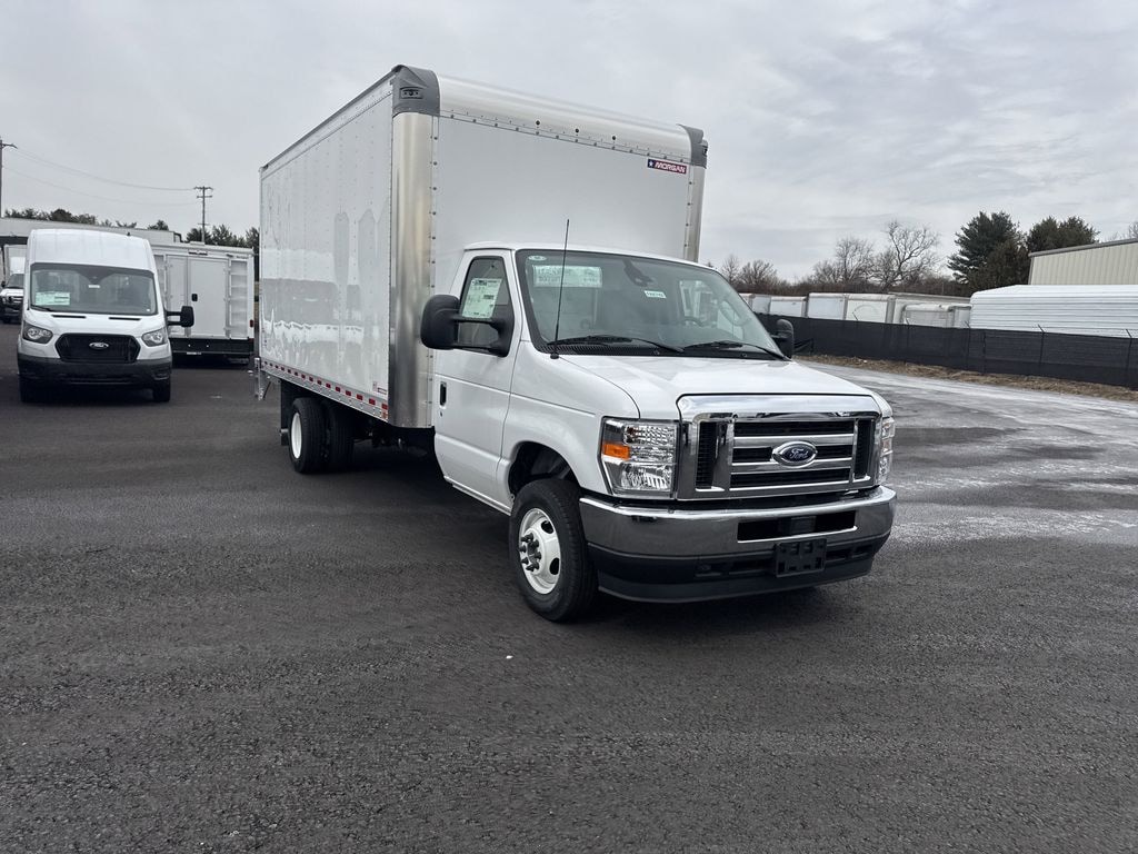 New 2025 Ford E-450SD Base Cab/Chassis