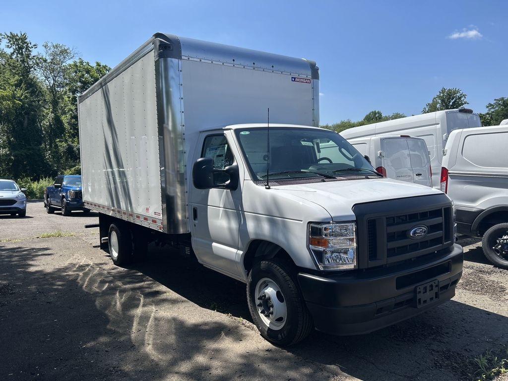 New 2025 Ford E-350SD Base Cab/Chassis