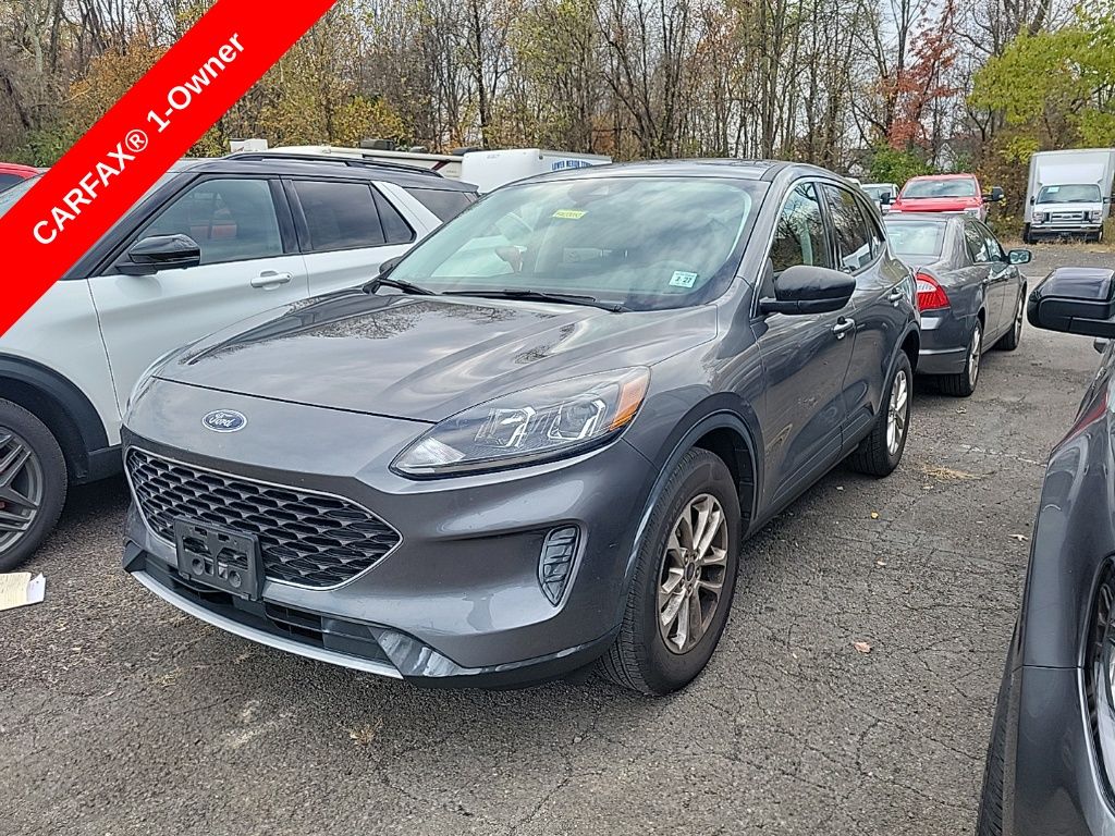 2022 Ford Escape SE photo 2